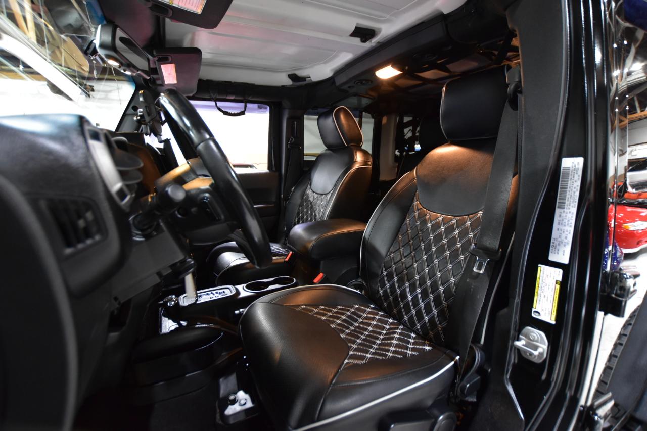 Jeep Wrangler Unlimited 4WD 4dr Willys Wheeler 2015