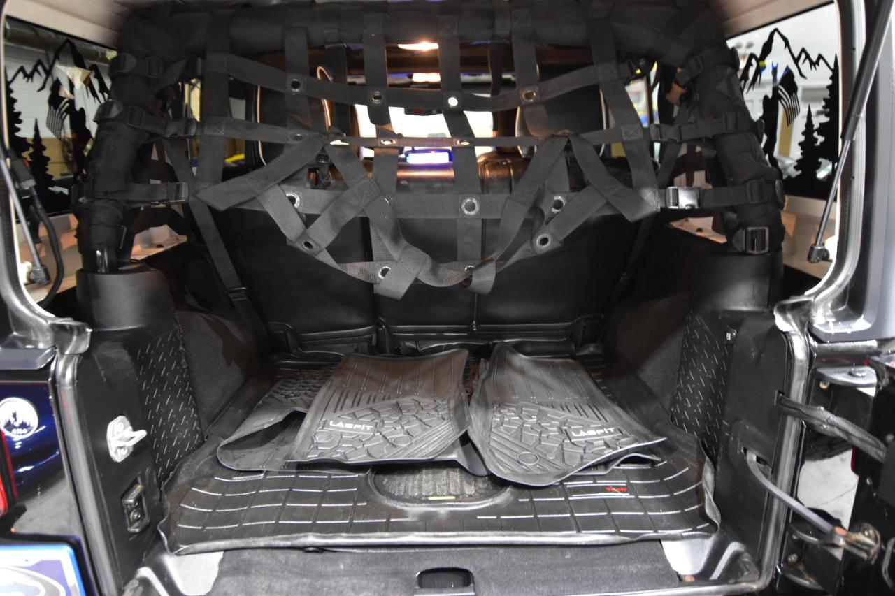 Jeep Wrangler Unlimited 4WD 4dr Willys Wheeler 2015