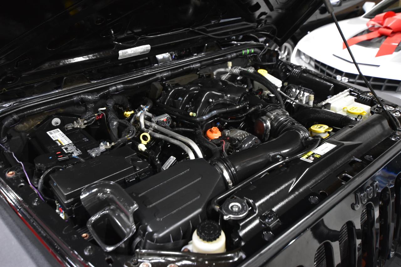 Jeep Wrangler Unlimited 4WD 4dr Willys Wheeler 2015
