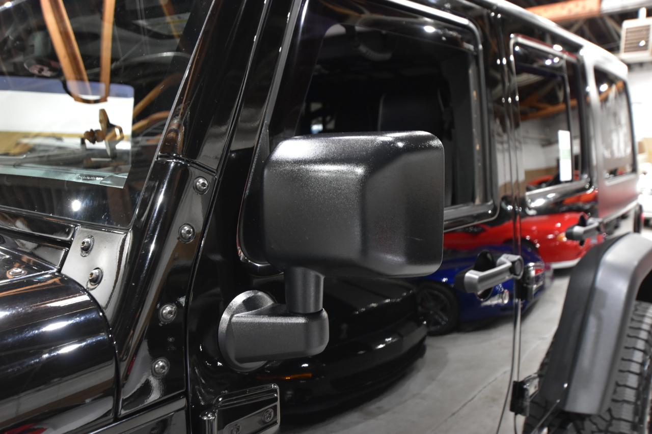 Jeep Wrangler Unlimited 4WD 4dr Willys Wheeler 2015
