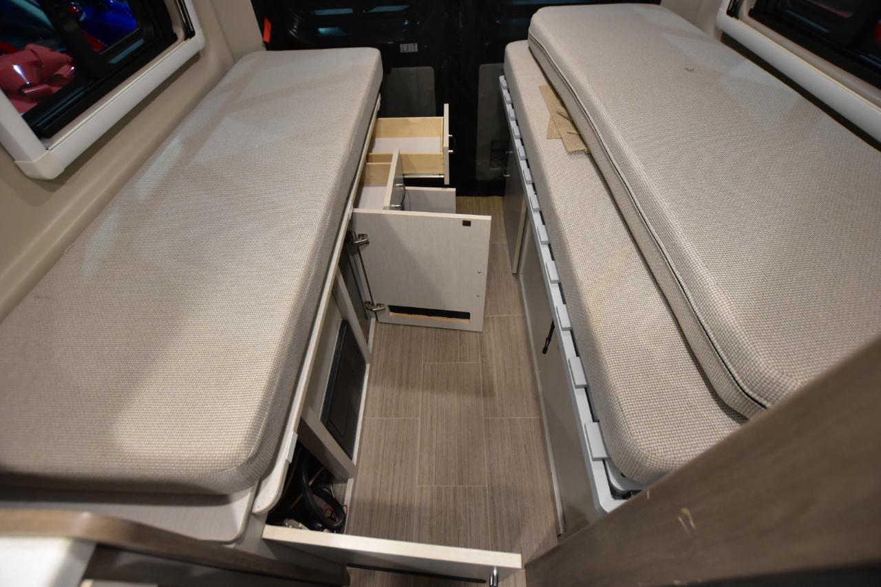 RAM 3500 ProMaster Vans  2021