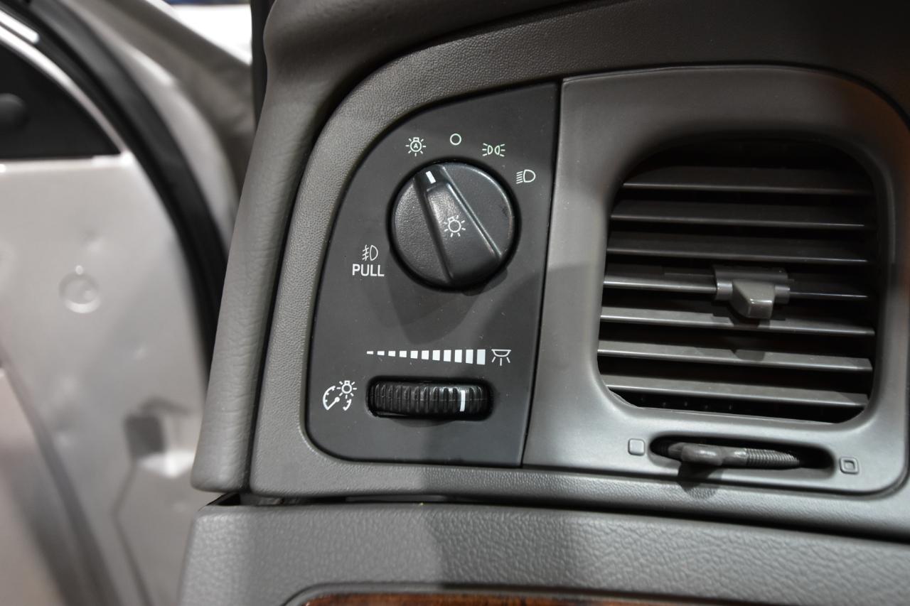 Mercury Grand Marquis 4dr Sdn LS 2008