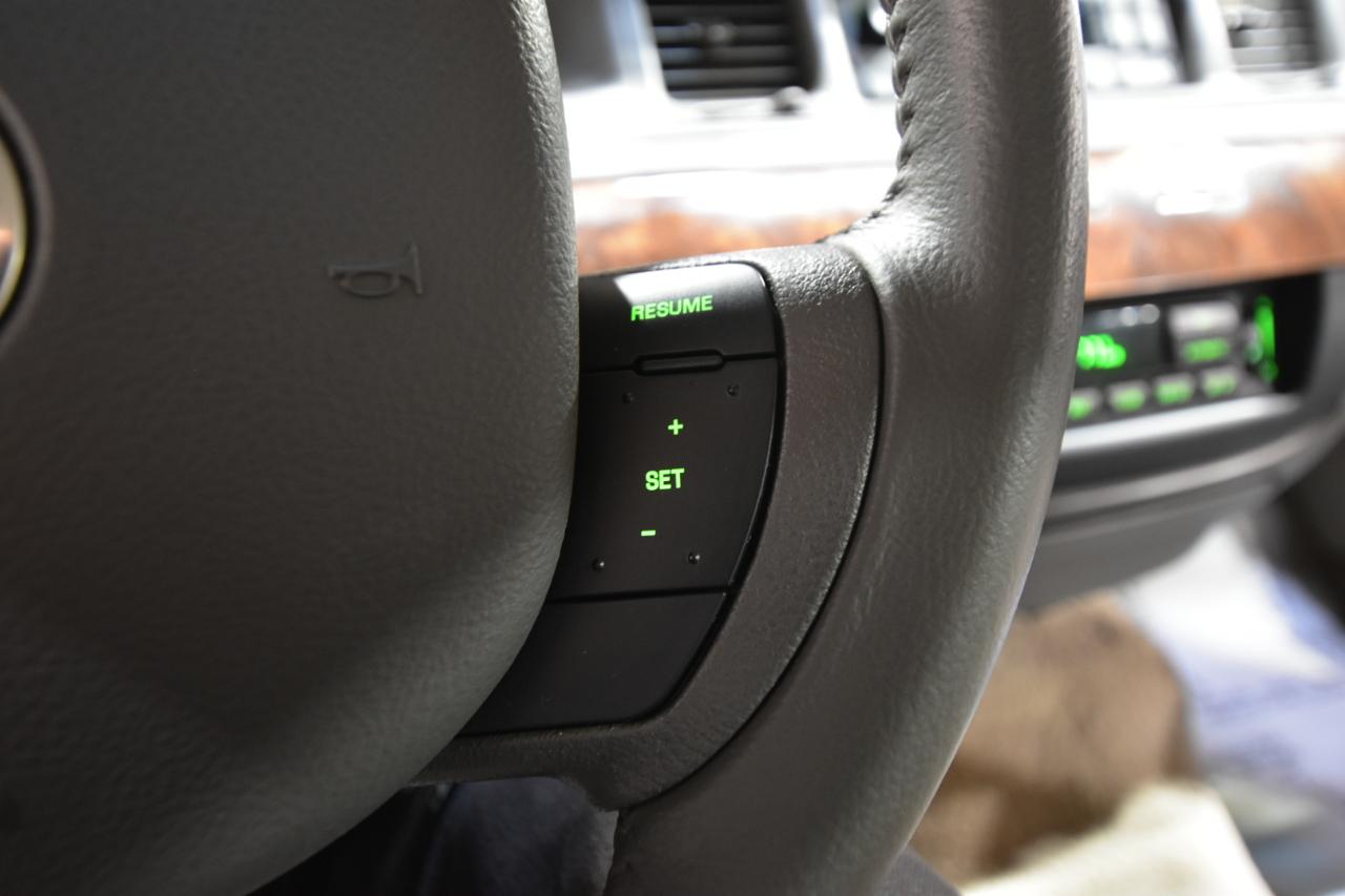 Mercury Grand Marquis 4dr Sdn LS 2008