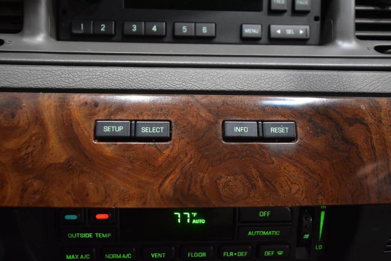 Mercury Grand Marquis 4dr Sdn LS 2008