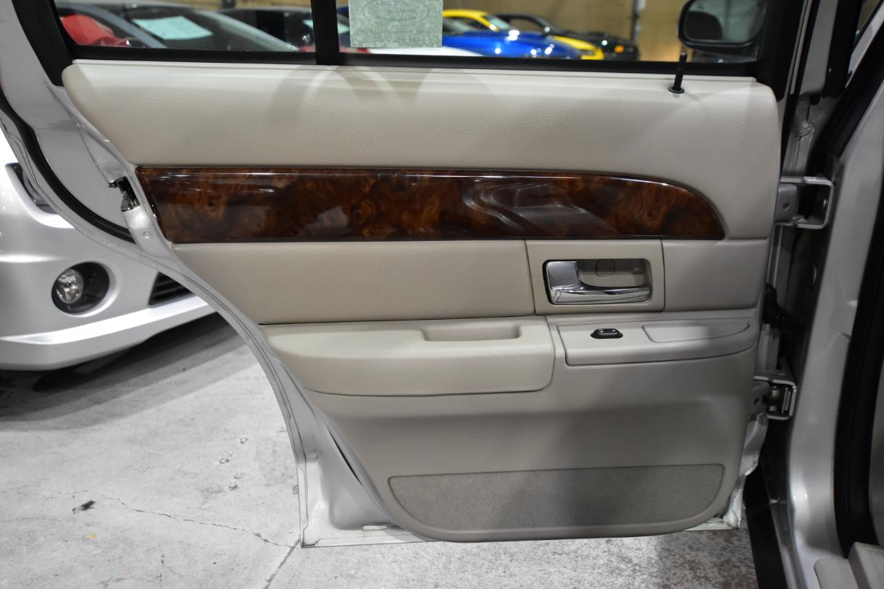 Mercury Grand Marquis 4dr Sdn LS 2008