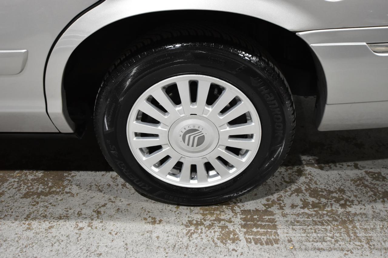 Mercury Grand Marquis 4dr Sdn LS 2008
