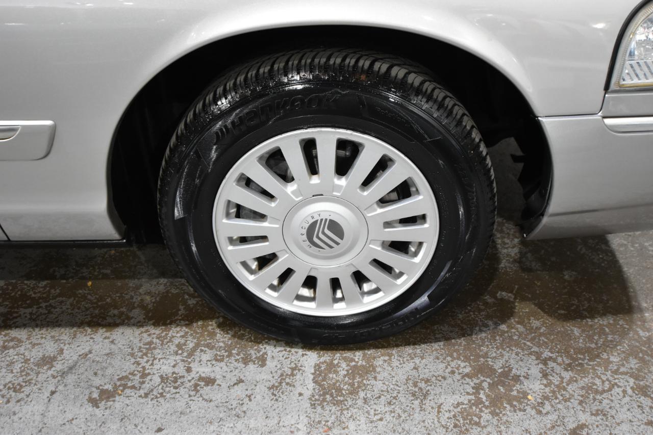 Mercury Grand Marquis 4dr Sdn LS 2008