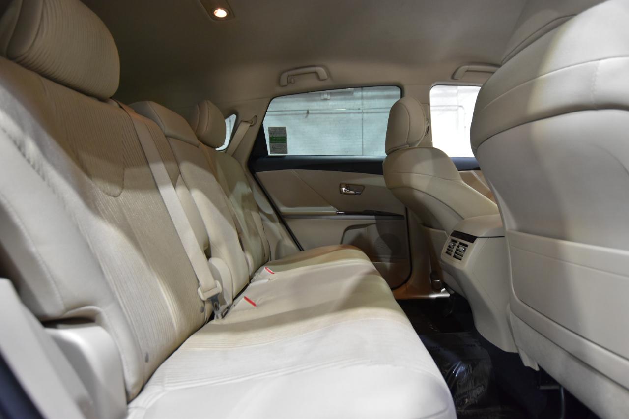 Toyota Venza 4dr Wgn I4 FWD (Natl) 2009