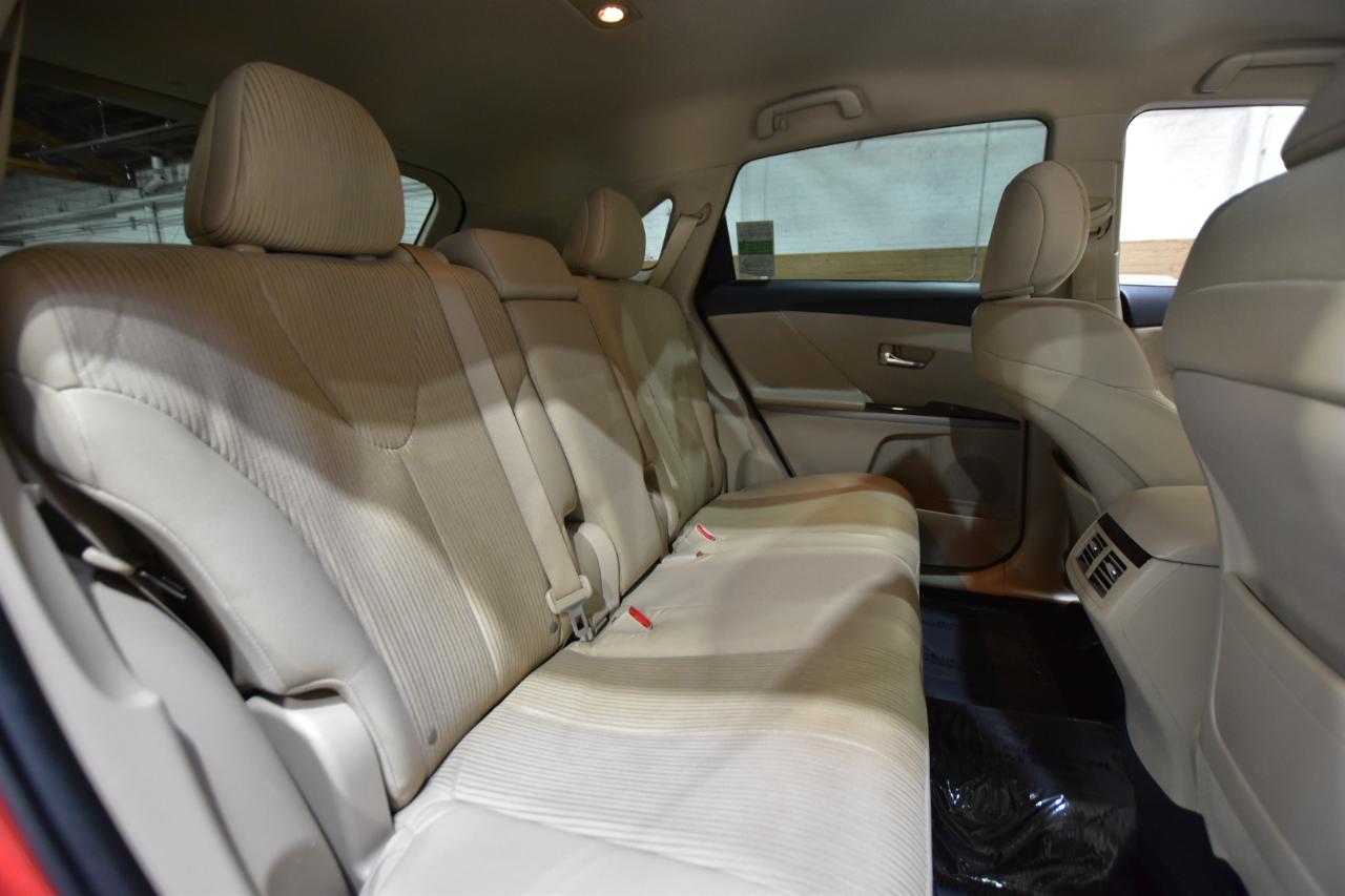 Toyota Venza 4dr Wgn I4 FWD (Natl) 2009