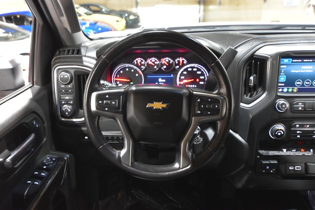 Chevrolet Silverado 3500HD 4WD Crew Cab 172" LT 2023