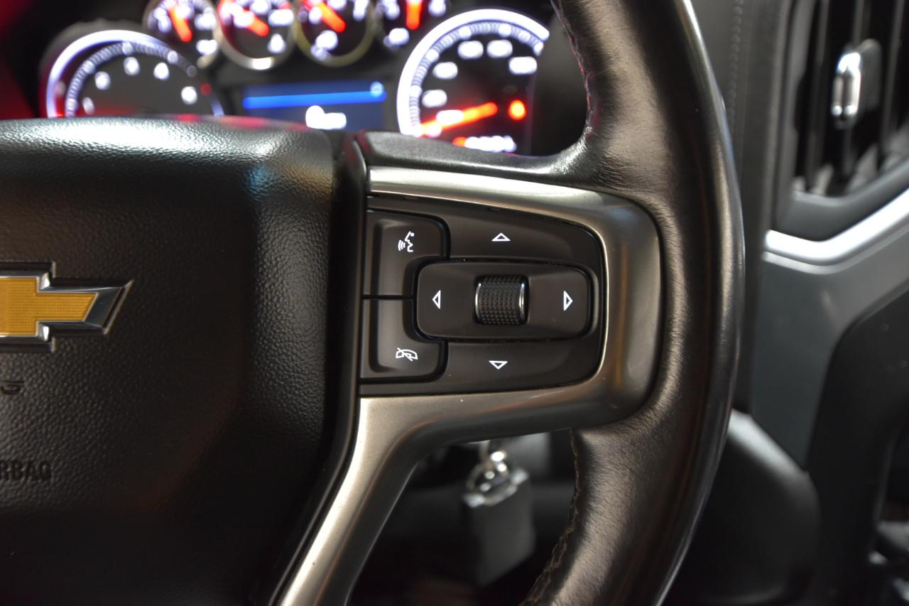 Chevrolet Silverado 3500HD 4WD Crew Cab 172" LT 2023