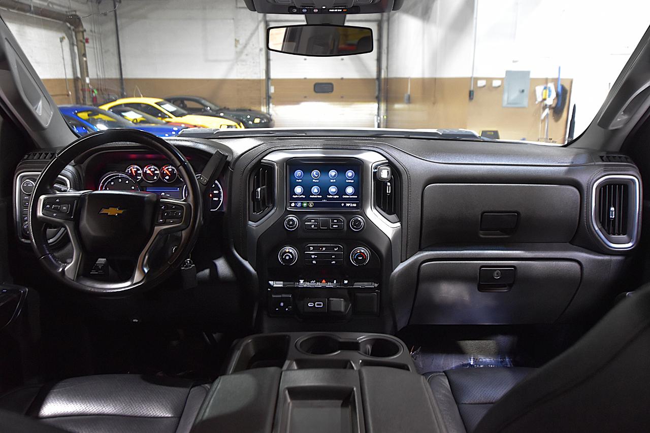 Chevrolet Silverado 3500HD 4WD Crew Cab 172" LT 2023