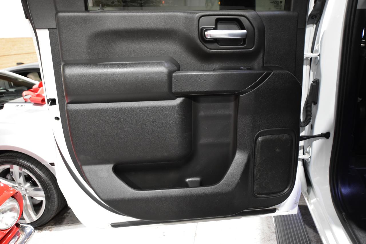 Chevrolet Silverado 3500HD 4WD Crew Cab 172" LT 2023