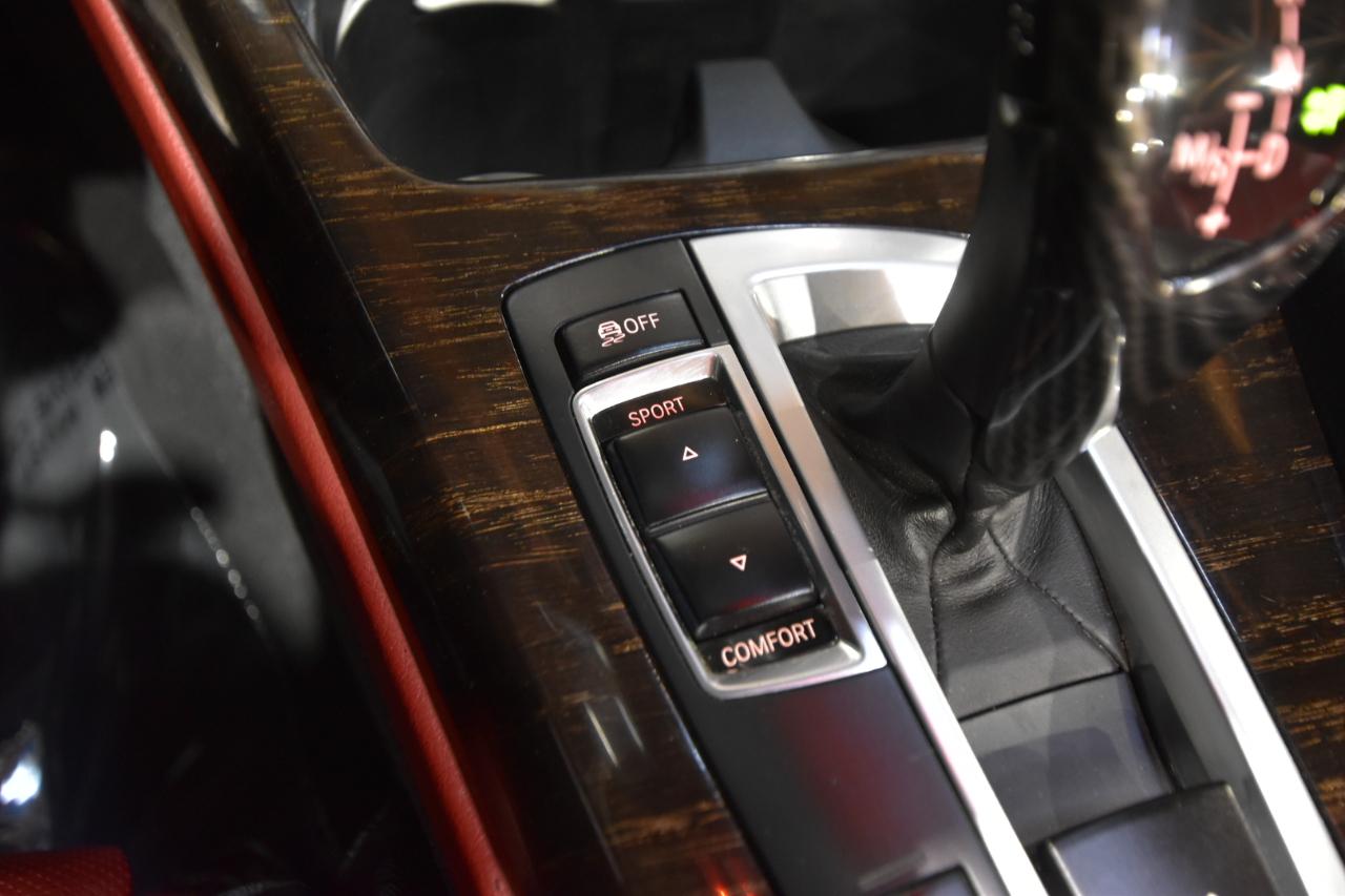BMW 6 Series 2dr Conv 640i xDrive AWD 2014