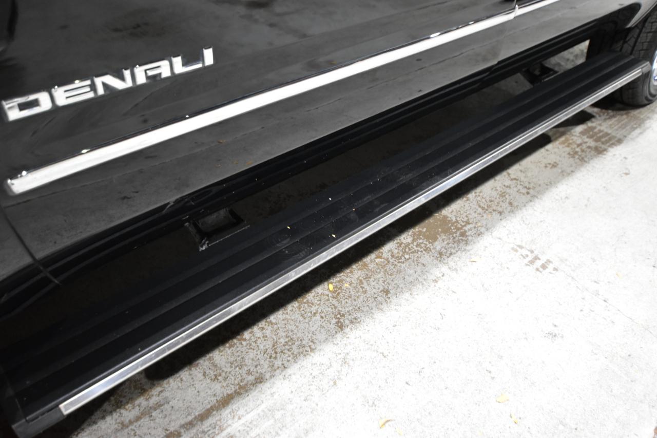 GMC Yukon XL 4WD 4dr Denali 2020