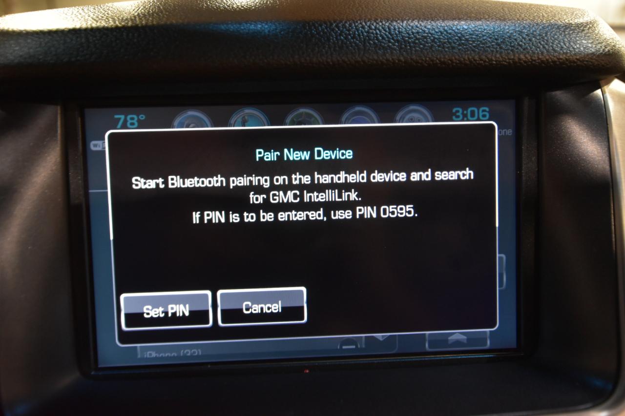 GMC Yukon XL 4WD 4dr Denali 2020