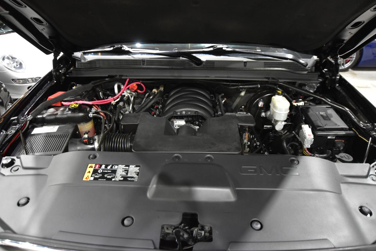 GMC Yukon XL 4WD 4dr Denali 2020