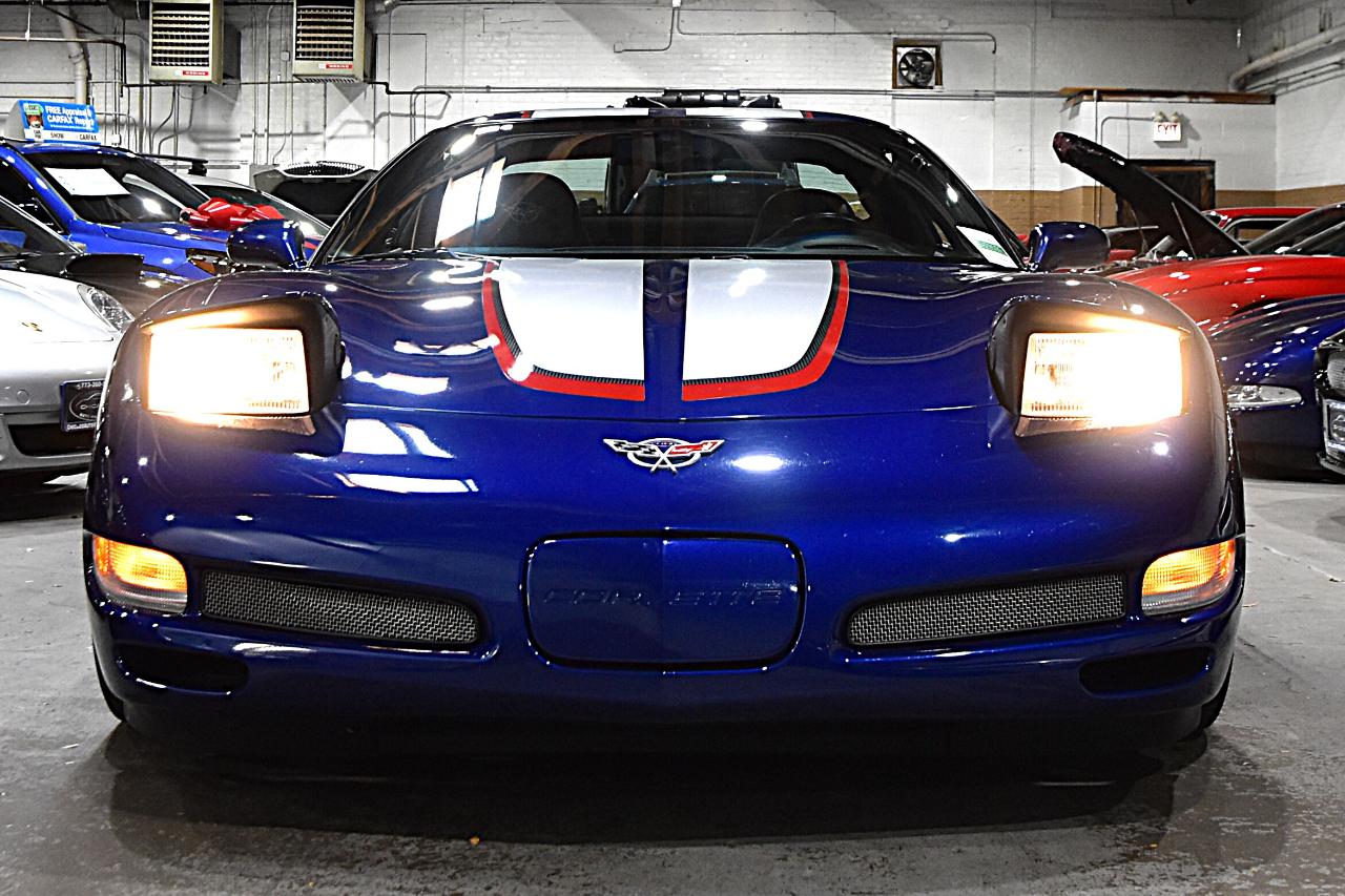 Chevrolet Corvette 2dr Z06 Hardtop 2004