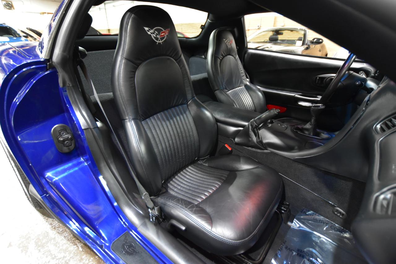 Chevrolet Corvette 2dr Z06 Hardtop 2004