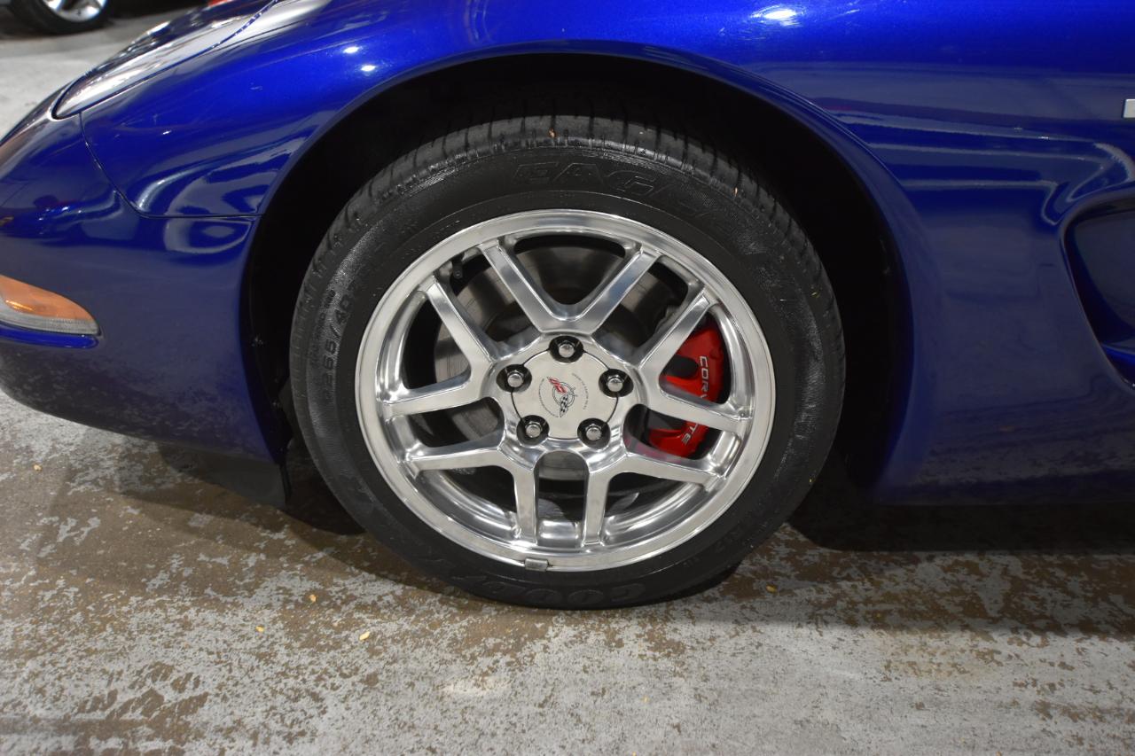 Chevrolet Corvette 2dr Z06 Hardtop 2004