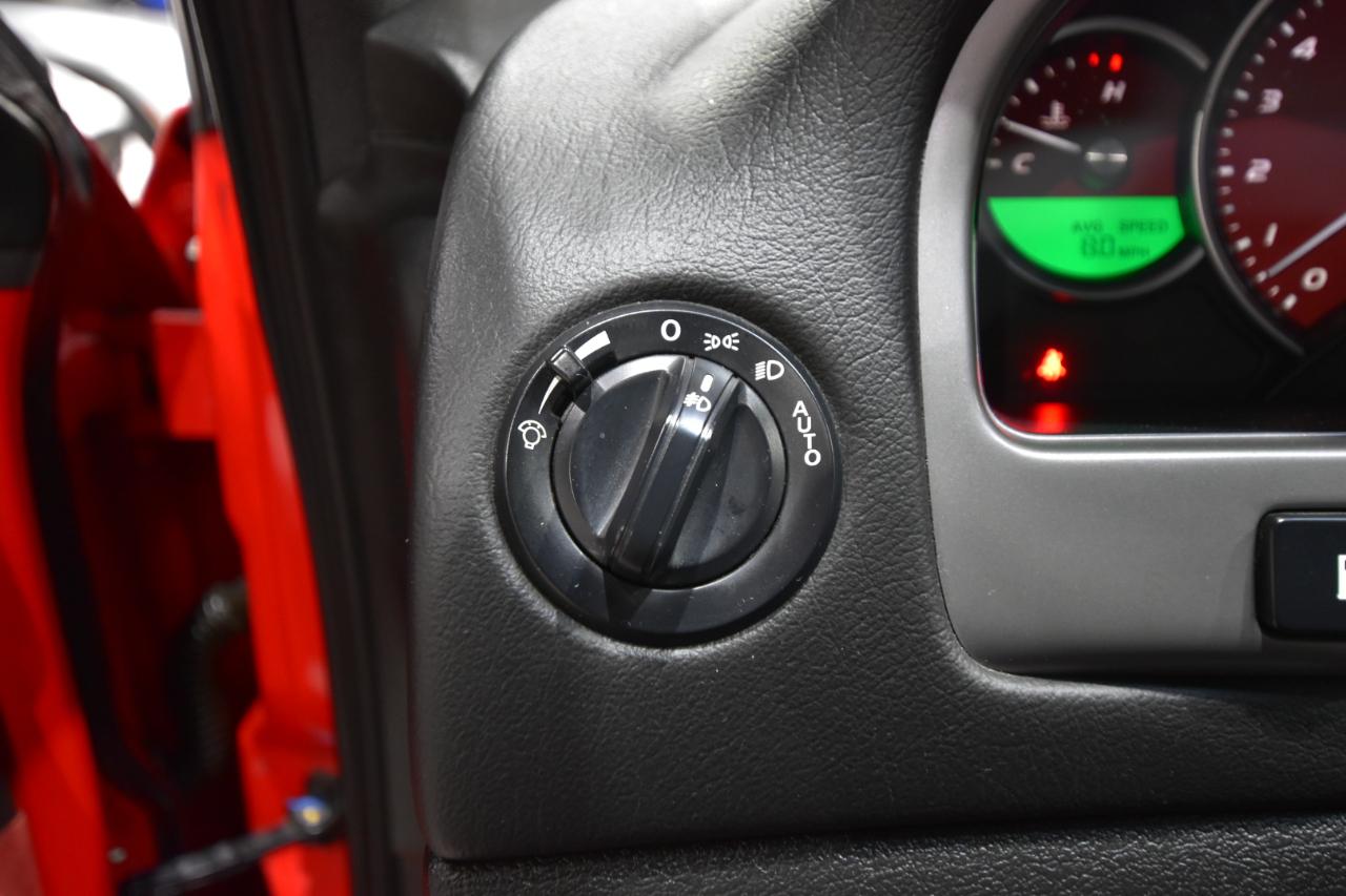 Pontiac GTO 2dr Cpe 2006