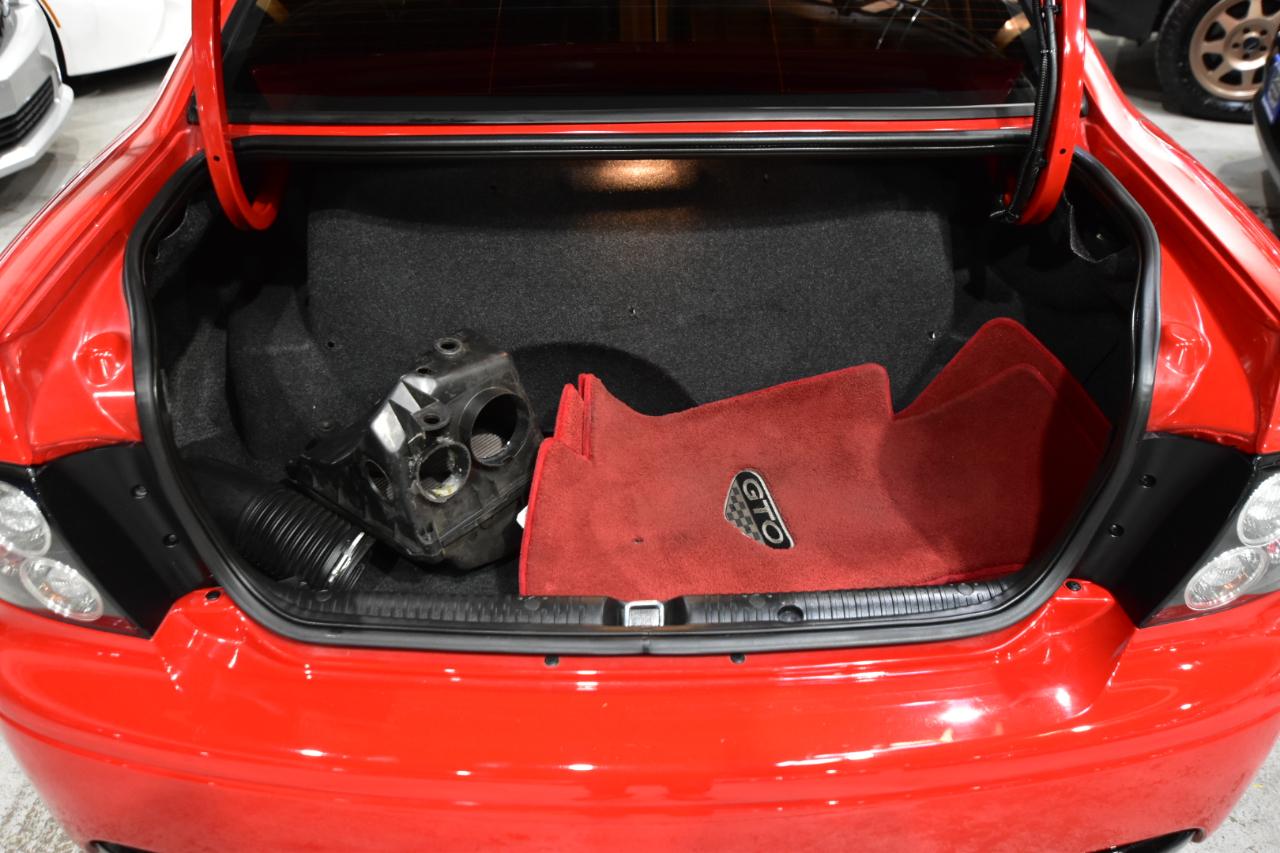 Pontiac GTO 2dr Cpe 2006