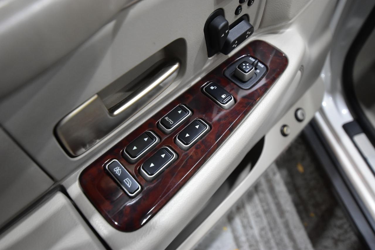 Lincoln Town Car 4dr Sdn Signature Limited 2008