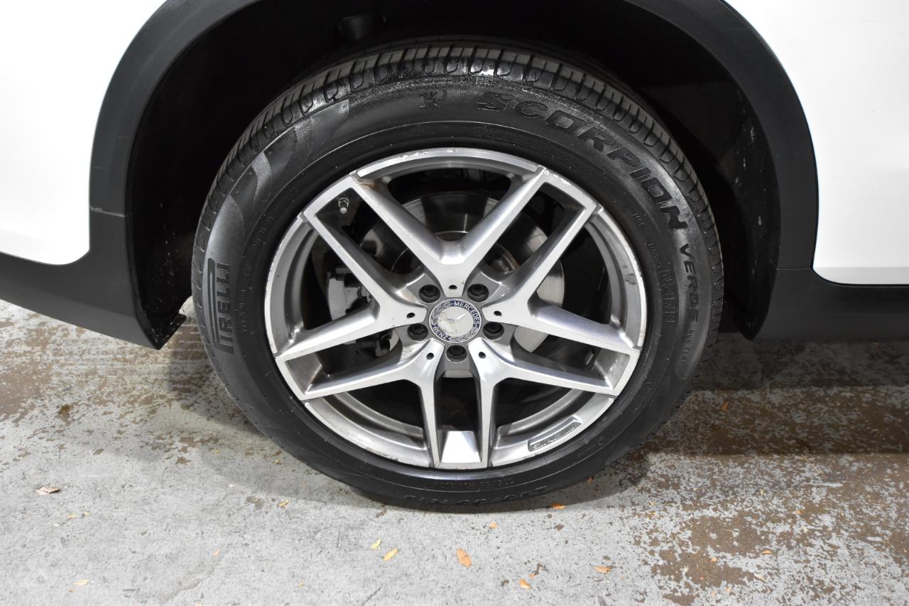 Mercedes-Benz GLC 4MATIC 4dr GLC 300 2016