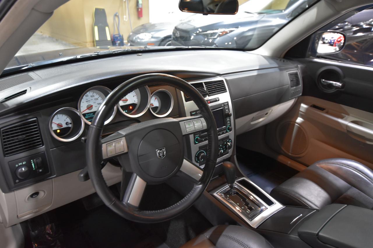 Dodge Charger 4dr Sdn R/T RWD 2006