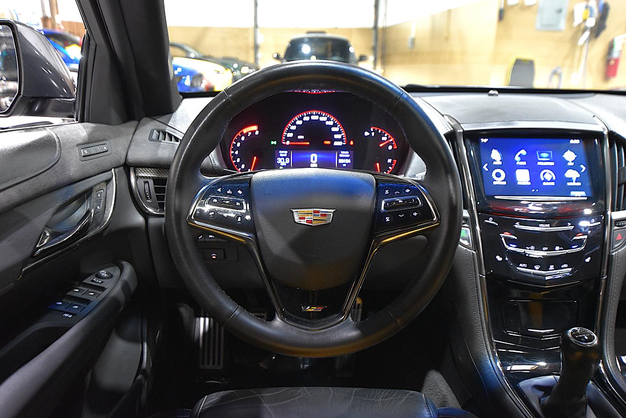 Cadillac ATS-V Sedan 4dr Sdn 2016