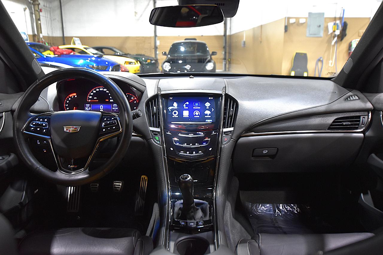 Cadillac ATS-V Sedan 4dr Sdn 2016