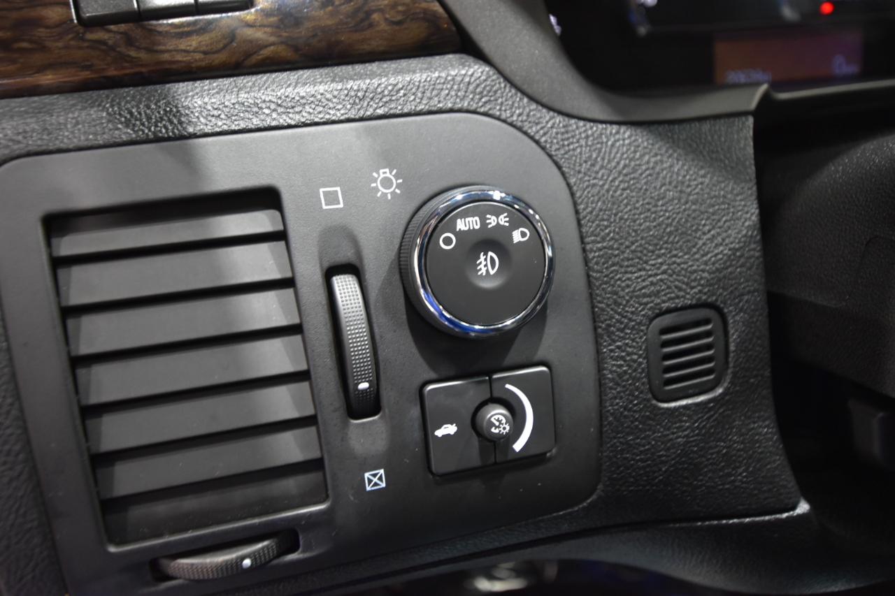 Cadillac DTS 4dr Sdn w/1SC 2009