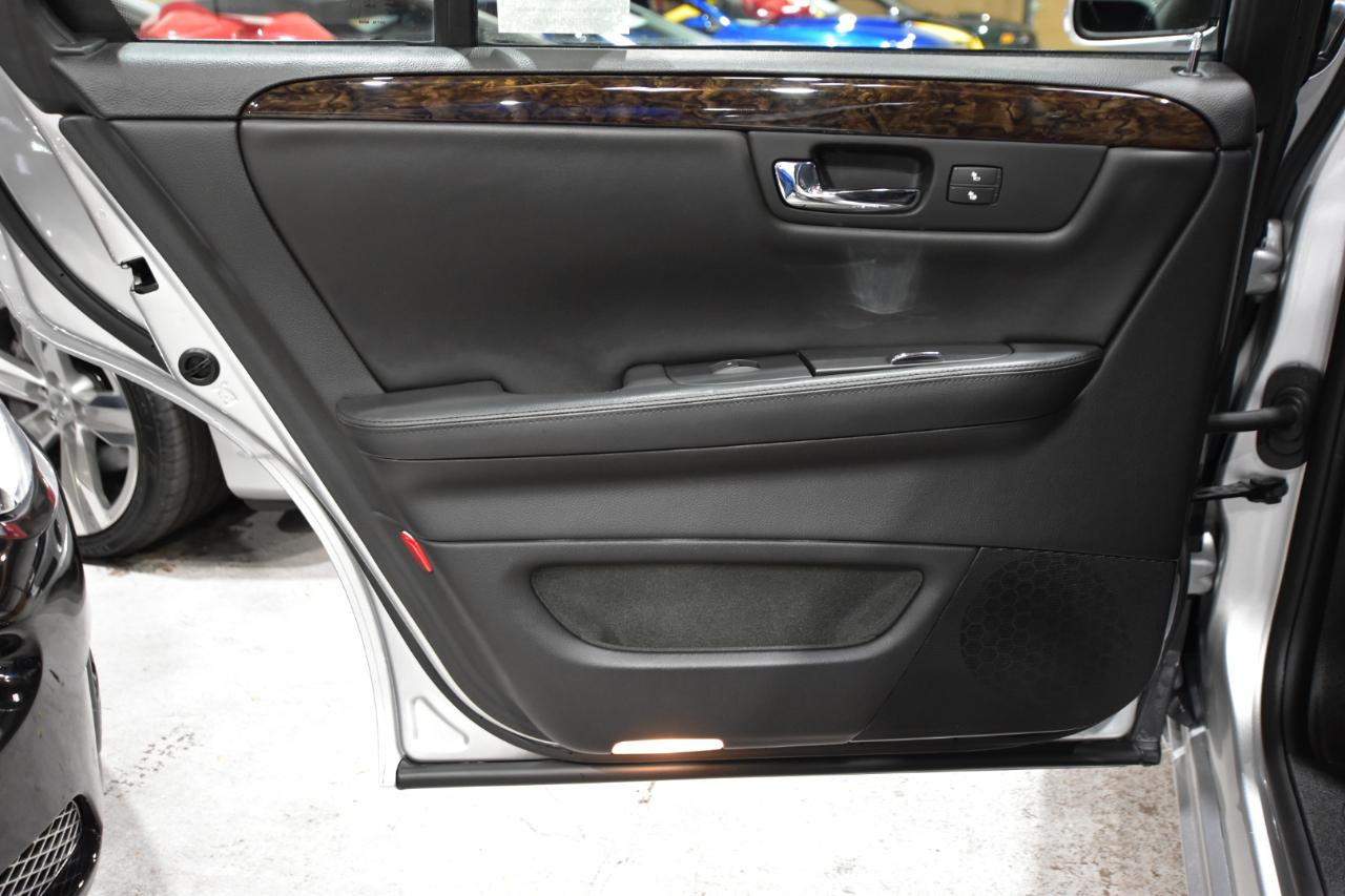 Cadillac DTS 4dr Sdn w/1SC 2009