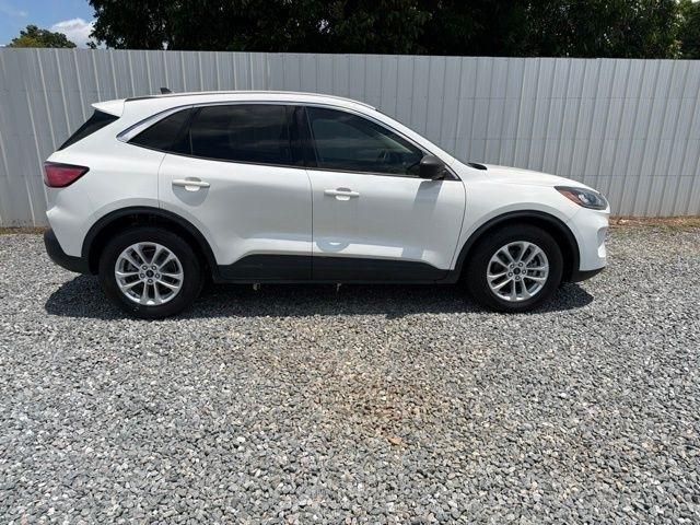 Ford Escape  2022