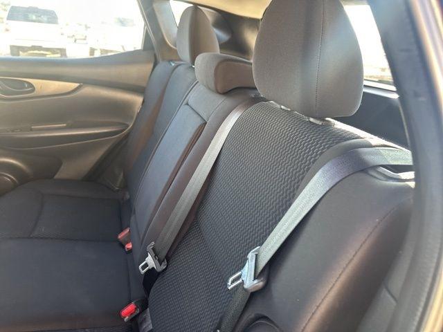 Nissan Rogue Sport  2020