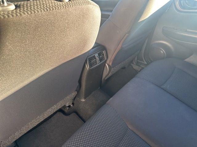 Nissan Rogue Sport  2020