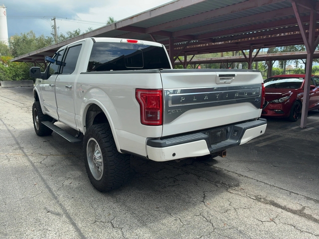 2016 Ford F-150 Platinum photo 2