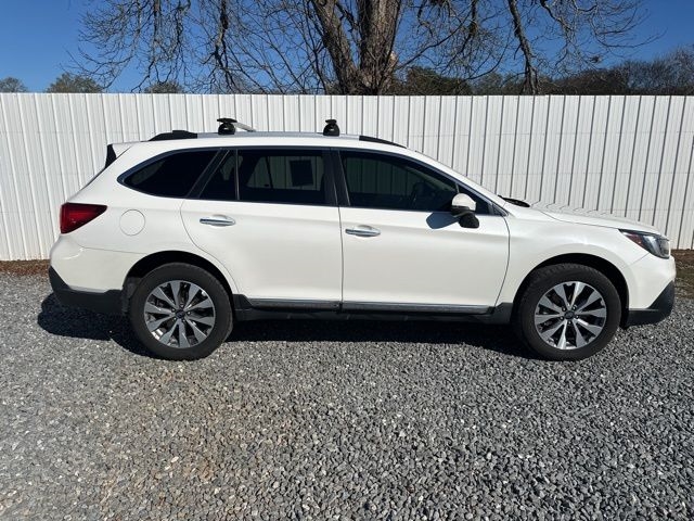 Subaru Outback  2018