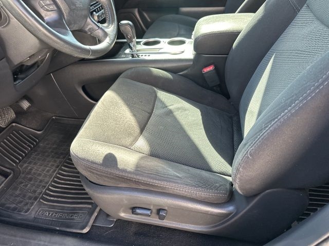 Nissan Pathfinder  2016