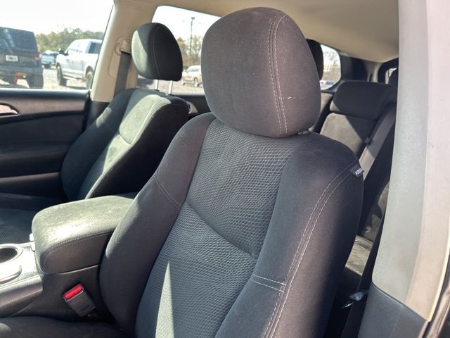 Nissan Pathfinder  2016