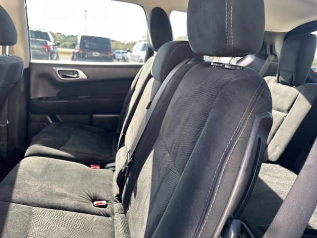 Nissan Pathfinder  2016