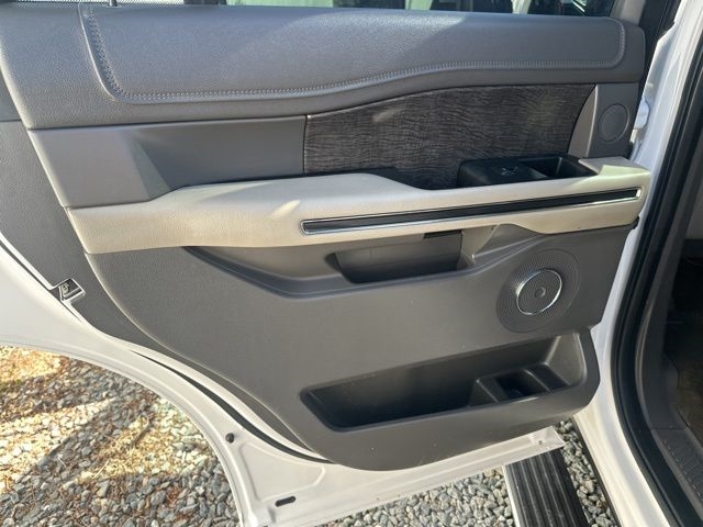 Ford Expedition  2019