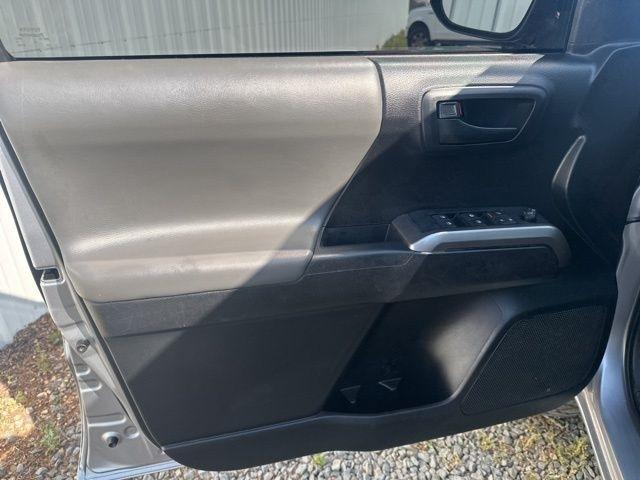 Toyota Tacoma 2WD  2021