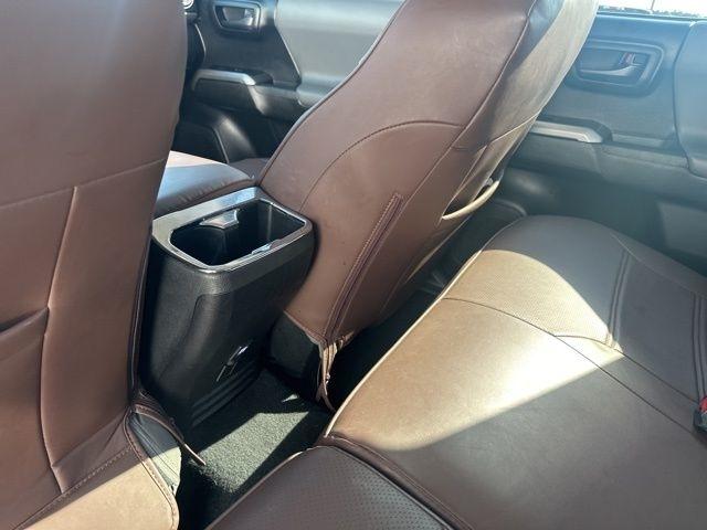 Toyota Tacoma 2WD  2021