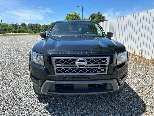 Nissan Frontier  2022