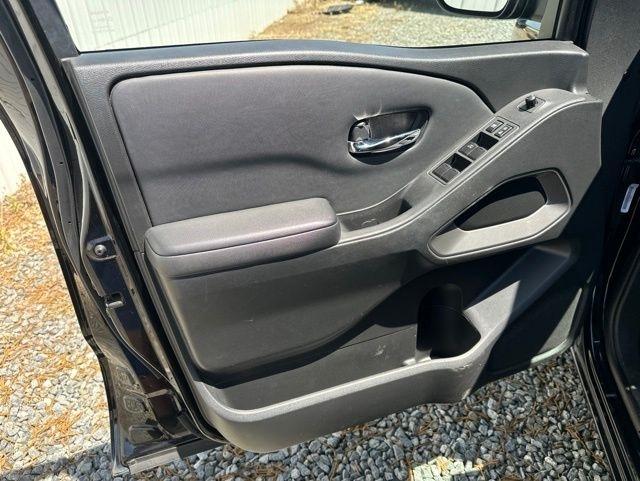 Nissan Frontier  2022