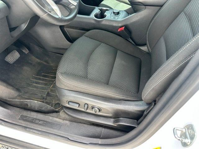 GMC Terrain  2022