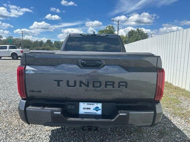 Toyota Tundra 4WD  2023