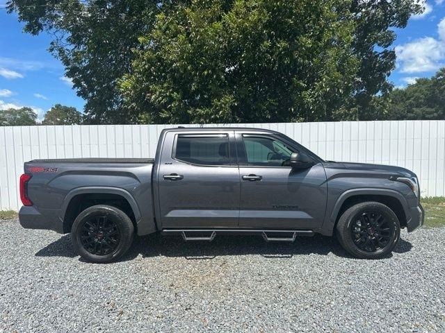 Toyota Tundra 4WD  2023