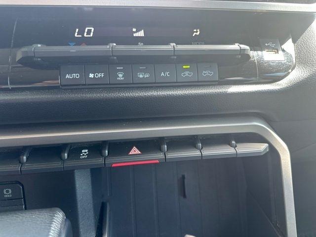 Toyota Tundra 4WD  2023